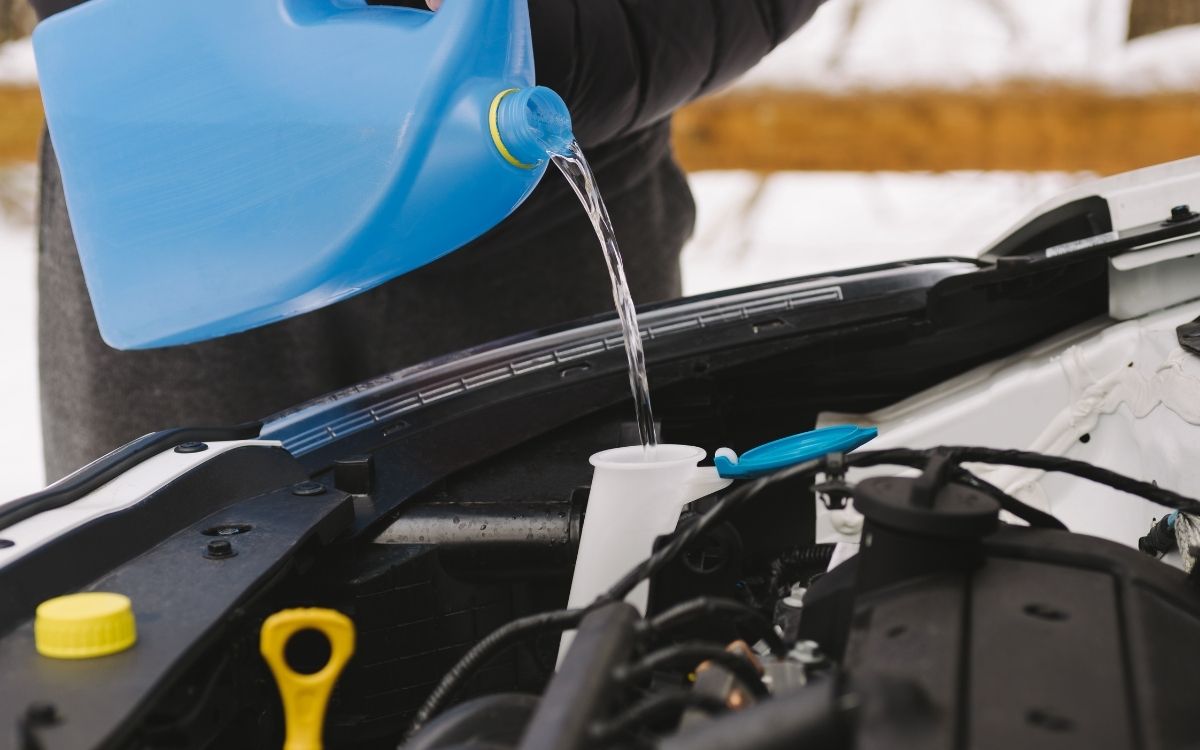 car-fluids-you-should-check-regularly-novus-mitcham